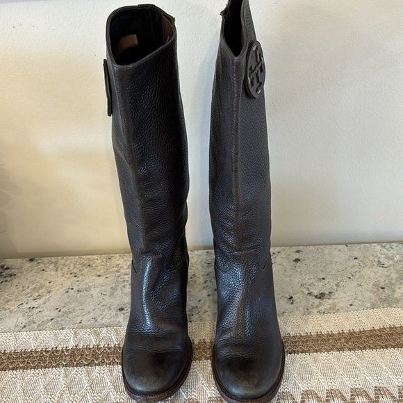 Tory Burch Keaton Riding Boots. Brown leather. Size Womans 7. - Picture 6 of 13